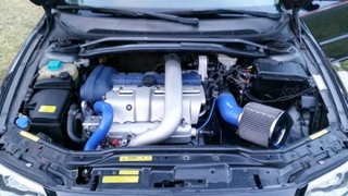 Illustration for article titled This Custom 2006 Volvo S60R Wants $15,000